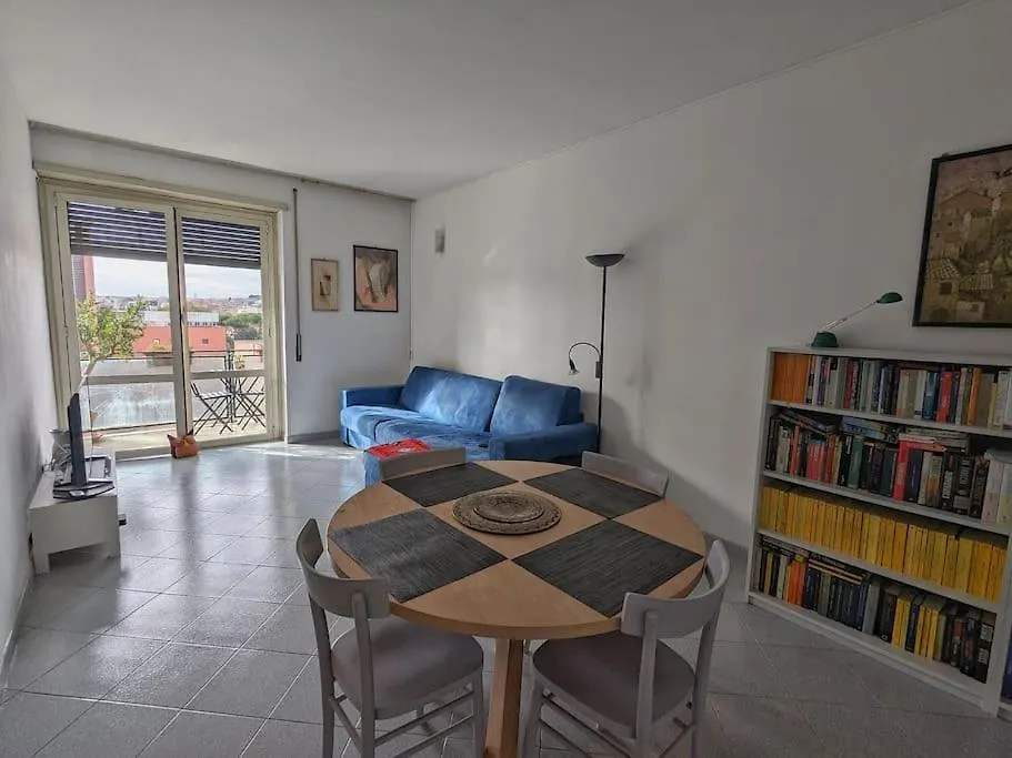 Syrakahost Intero Appartamento Roma 0*,  Italia